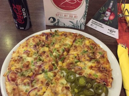 照片: Pazzo Pizza